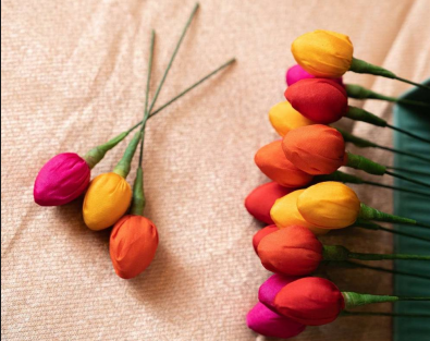 Silk buds