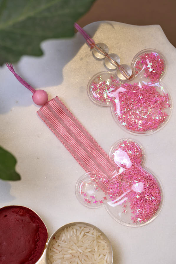 SHAKER MINNIE MOUSE AND SHAKER HEART