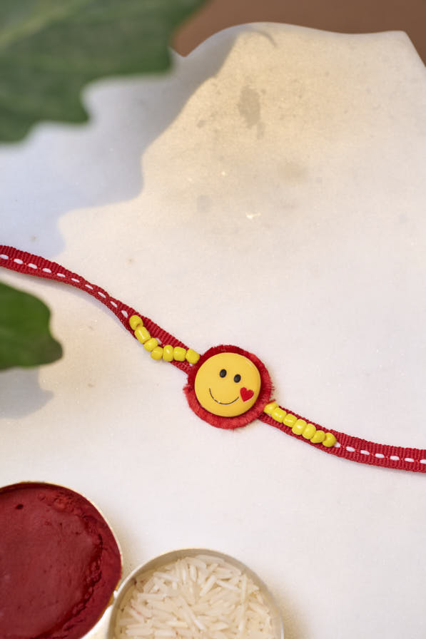 SMILIE EMOJI