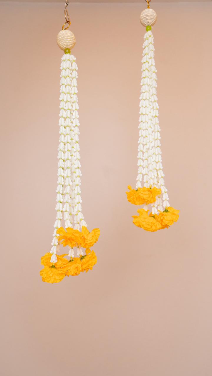 Hanging Yellow White