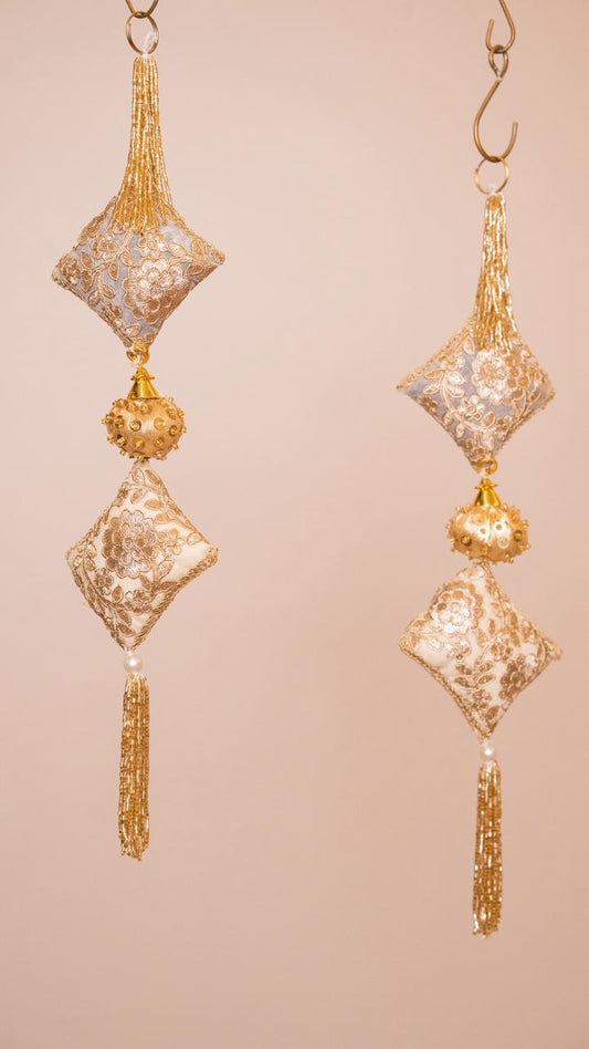 Hanging Diamond Shape