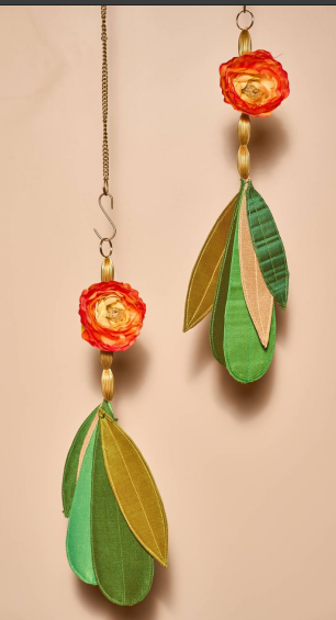 Hanging Leaves