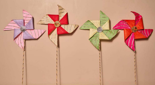 Fabric pinwheels with Gota.